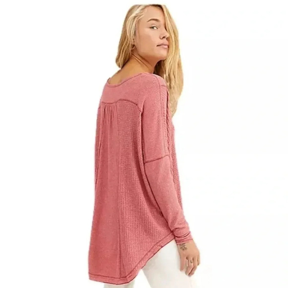 Free People Women's XS Leo Oversized Henley Top Waffle Knit Thermal - Picture 3 of 9